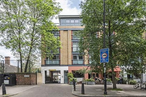 Flat 2, 22 Newington Green, London, N16 9PU