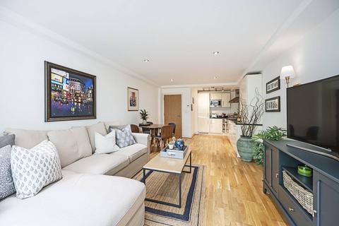 Flat 2, 22 Newington Green, London, N16 9PU