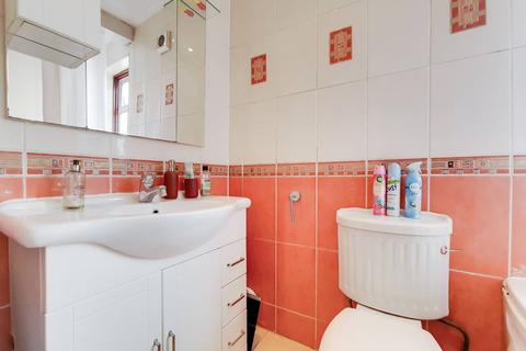 44 Shrewsbury Road, London, E7 8AL