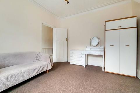 92 Caistor Park Road, London, E15 3PR