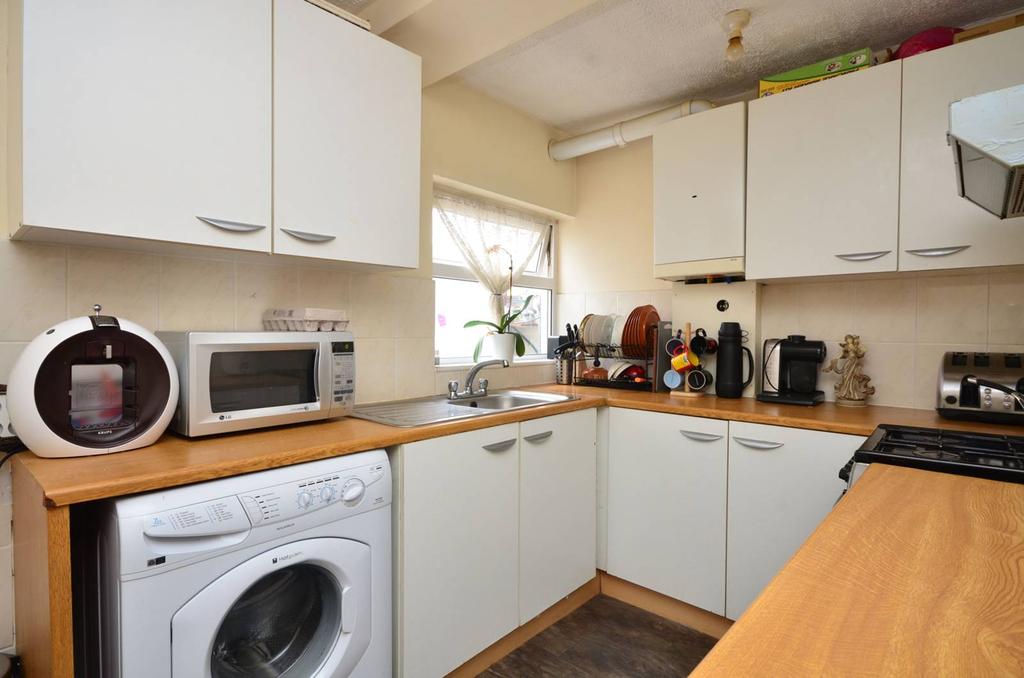 Falcon Street, Plaistow, London, E13 3 bed terraced house £435,000