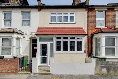 3 bedroom semi-detached house to rent, Ranelagh Road, Stratford, London, E15