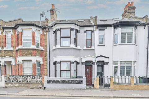 6 bedroom terraced house for sale - Blackhorse Lane, Walthamstow, London, E17