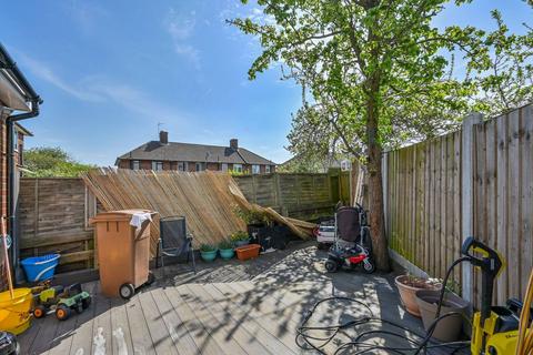 79 Longshaw Road, London, E4 6LH