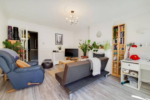 57 Mulkern Road, London, N19 3HH