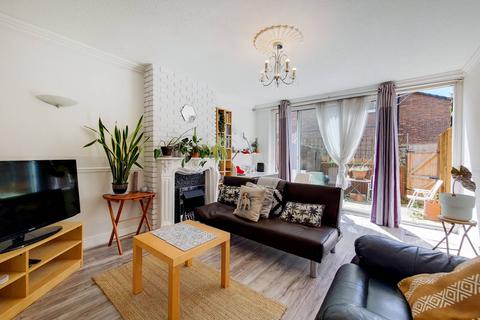 57 Mulkern Road, London, N19 3HH