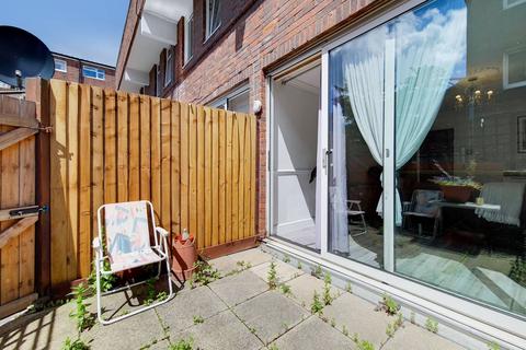 57 Mulkern Road, London, N19 3HH
