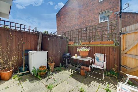 57 Mulkern Road, London, N19 3HH