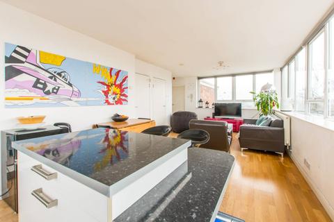 2 bedroom flat for sale, Fairbridge Road, Archway, London, N19
