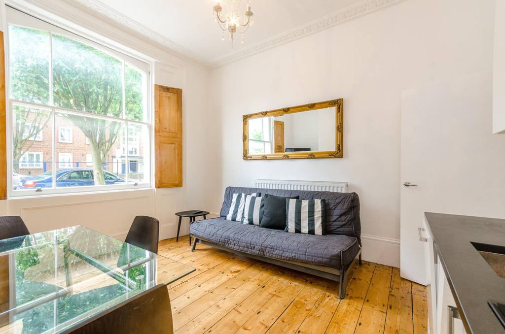 Axminster Road, Holloway, London, N7 1 bed flat for sale £375,000