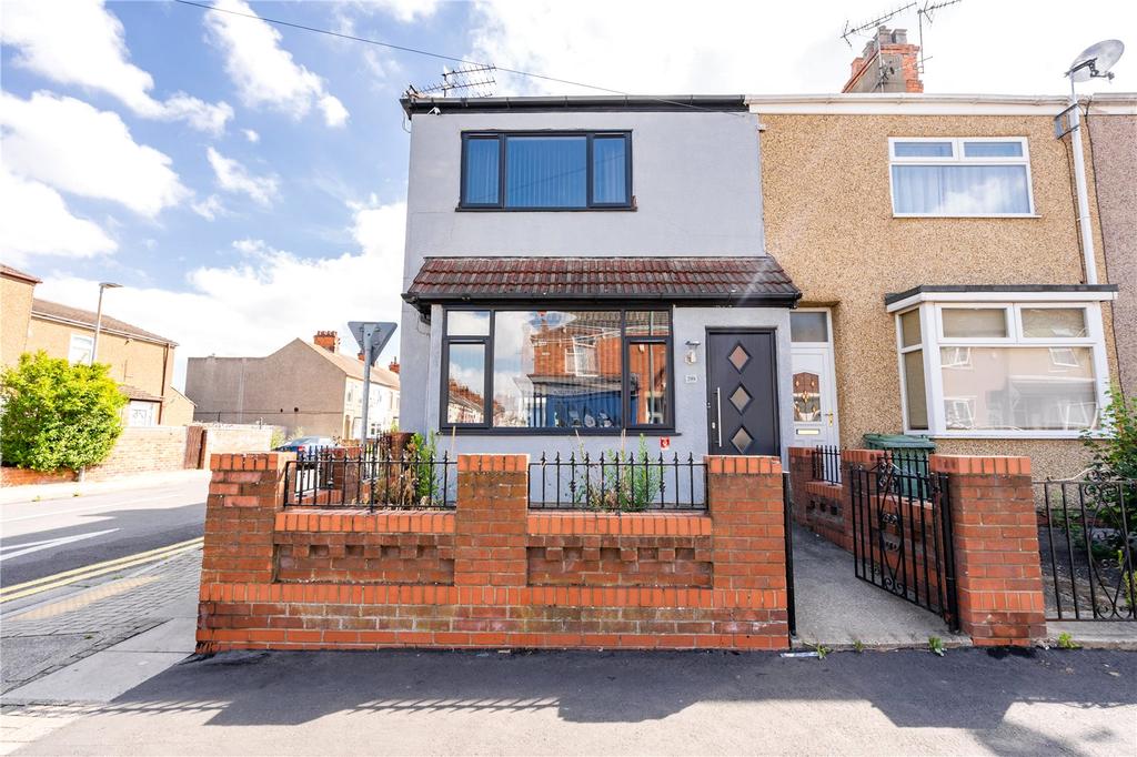 Heneage Road, Grimsby, Lincolnshire... 3 bed end of terrace house £145,000