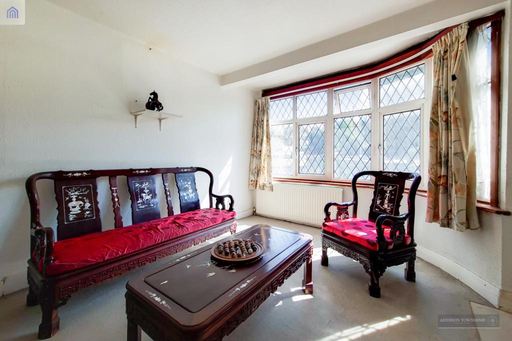 Ashfield Road, Southgate, N14 3 bed semidetached house for sale £600,000
