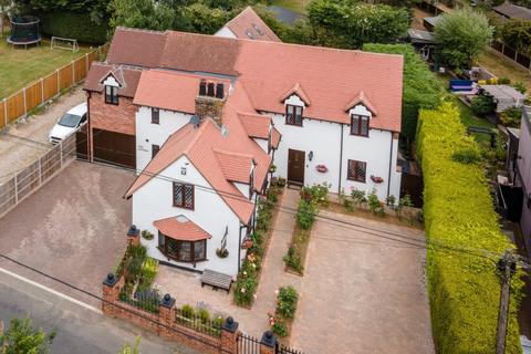 Oak Cottage West End Road, Tiptree, Colchester, CO5 0QH