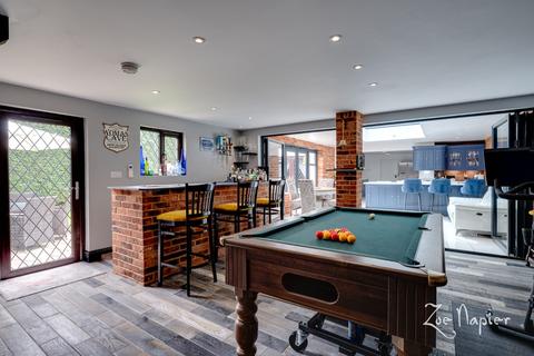 Oak Cottage West End Road, Tiptree, Colchester, CO5 0QH