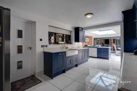 Oak Cottage West End Road, Tiptree, Colchester, CO5 0QH