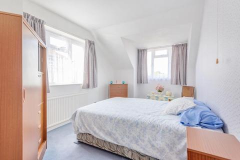 30 Junction Road, Ashford, TW15 1NQ