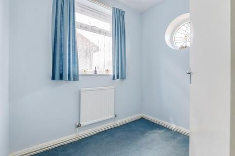 30 Junction Road, Ashford, TW15 1NQ