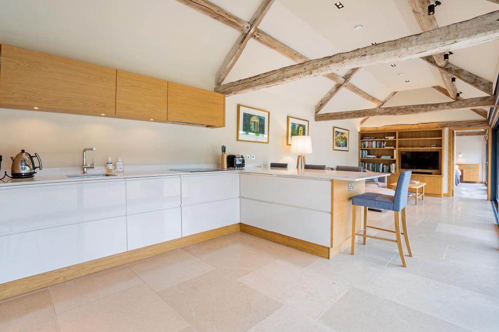 Barn kitchen