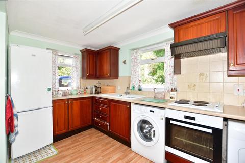 18 Dunstall Close, St Marys Bay, Romney Marsh, TN29 0QX