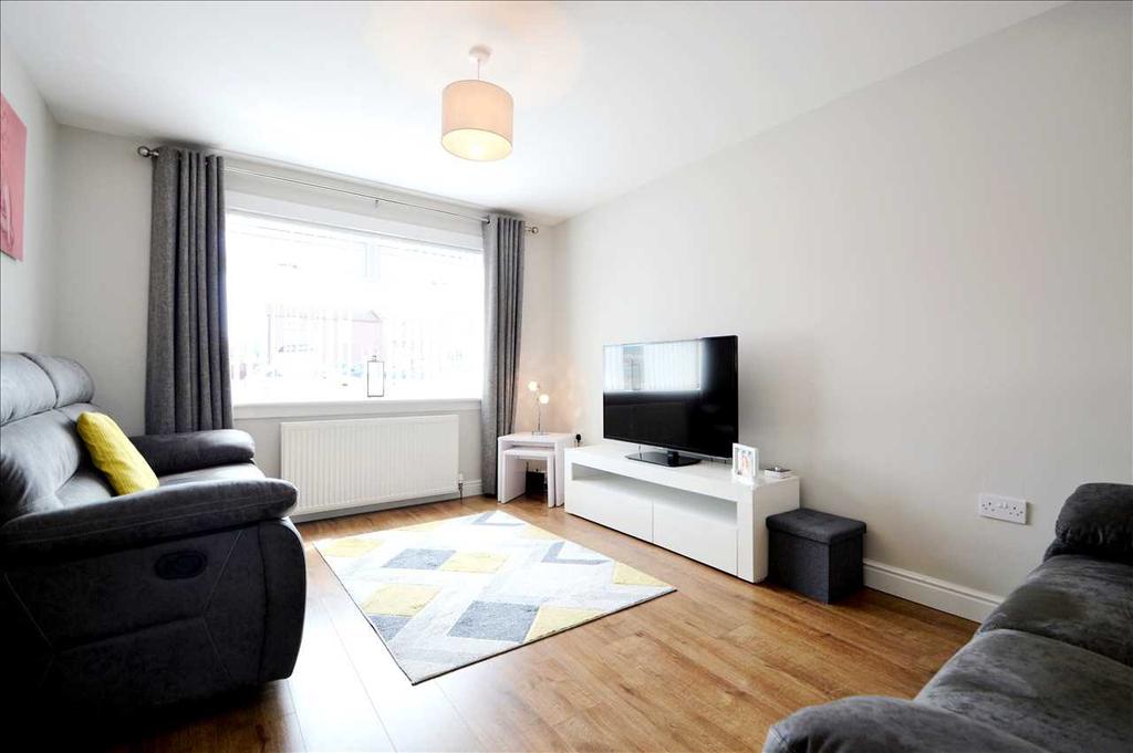 Nevis Avenue, Hamilton 2 bed terraced house £134,995