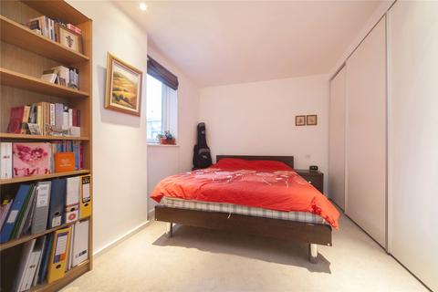 2 bedroom flat to rent, Wharf Road, Islington, London