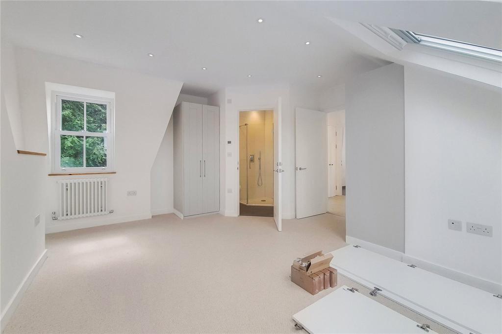 Apartment in London - View 2
