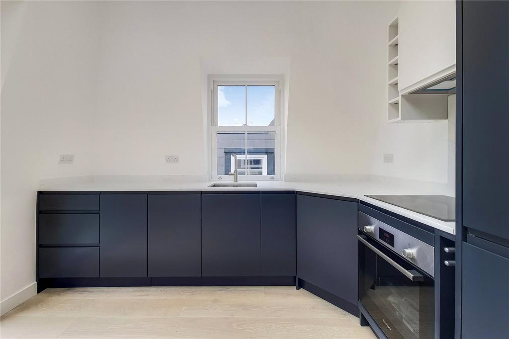 Apartment in London - View 3