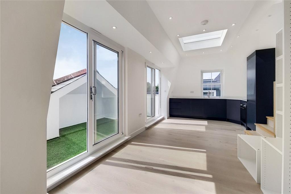 Apartment in London - View 5