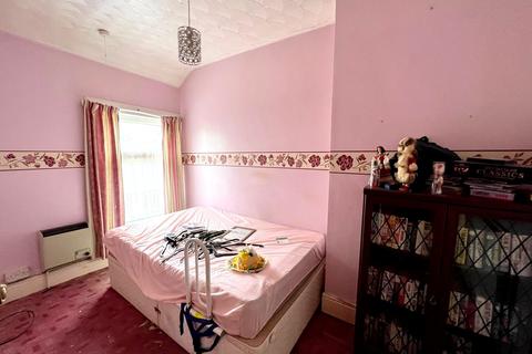 15 Wallace Road, Neath, SA11 1YL