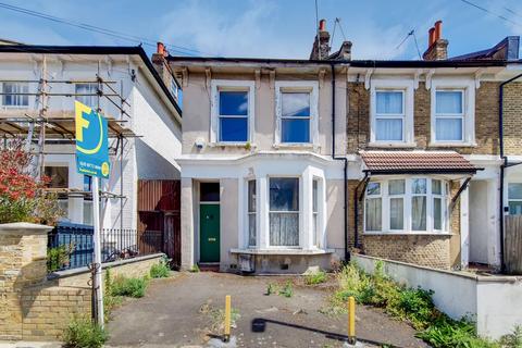 3 bedroom semi-detached house for sale - Endlesham Road, Nightingale Triangle, London, SW12