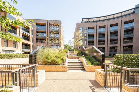 Flat 32, 8 Fairbourne Road, London, SW4 8DZ