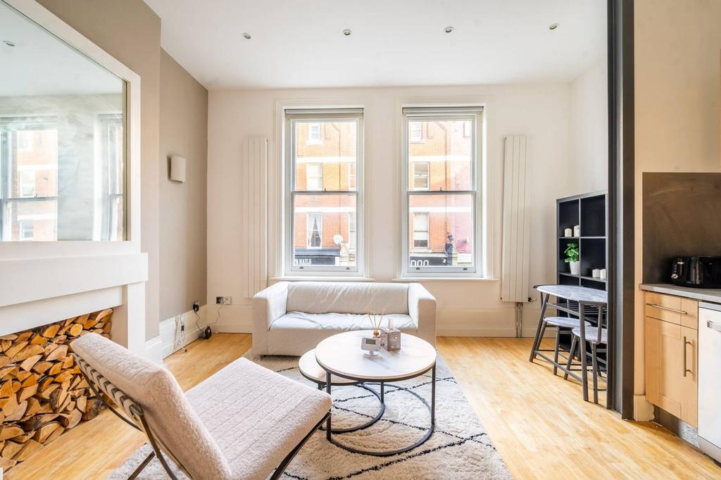 Hildreth Street, Balham, London, SW12 1 bed flat £350,000
