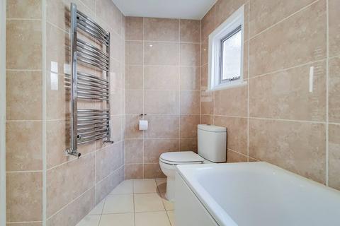 12 Solon Road, London, SW2 5UY