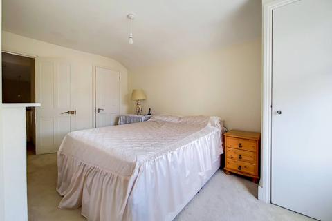 12 Solon Road, London, SW2 5UY