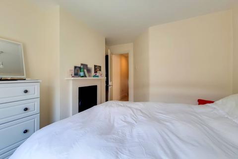 12 Solon Road, London, SW2 5UY