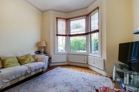 12 Solon Road, London, SW2 5UY