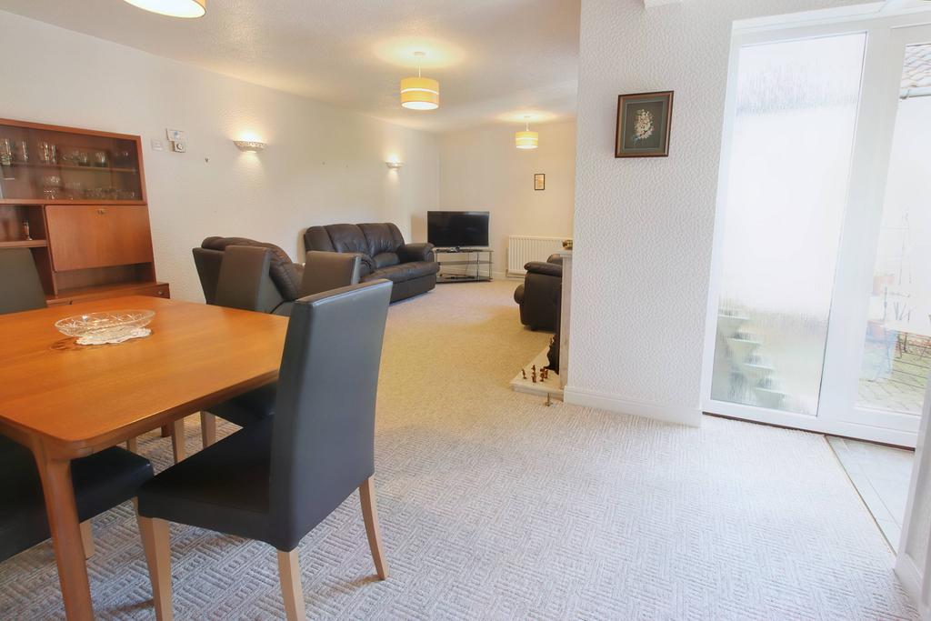 Church Chare, Whickham NE16 2 bed terraced house £220,000