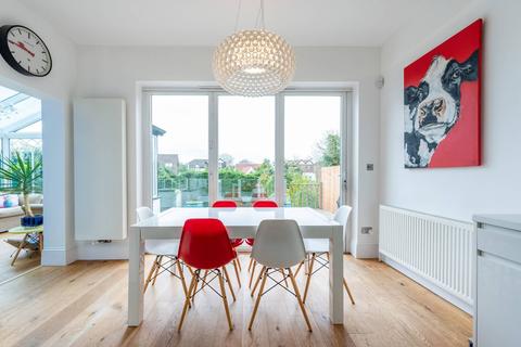 20 Cromwell Avenue, Bromley, BR2 9AQ