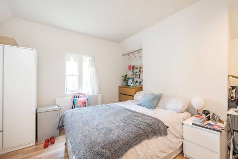 3 bedroom flat for sale - Pemberton Gardens, Tufnell Park, London, N19