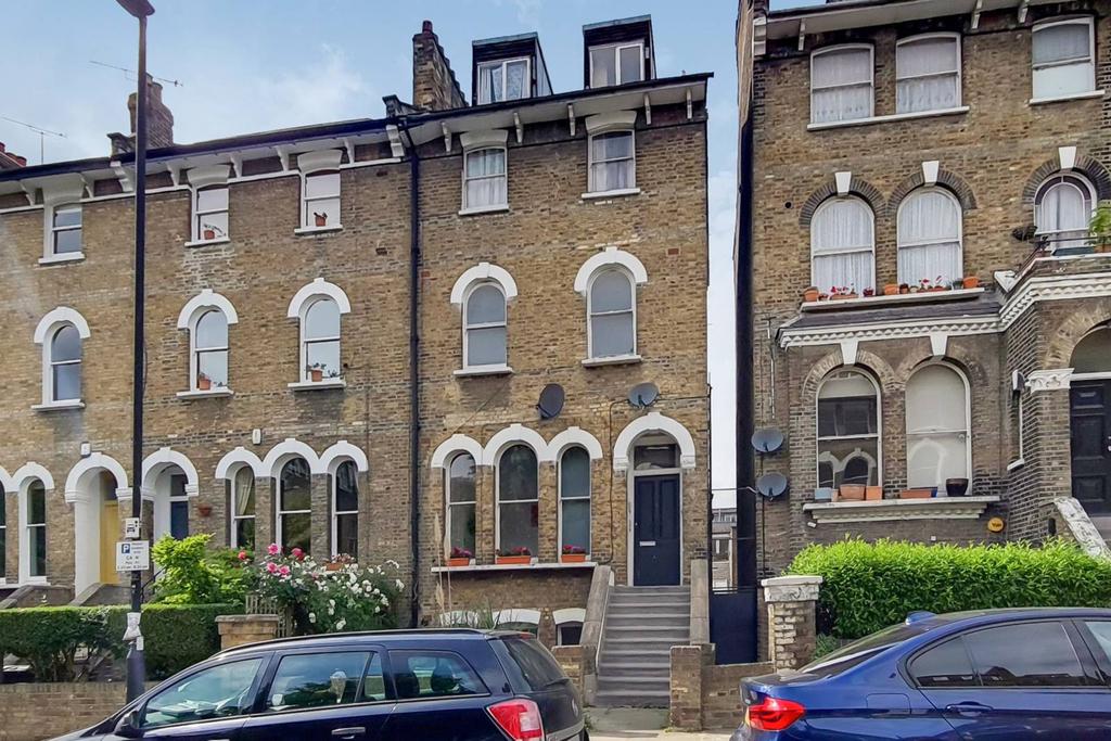 North Villas, Camden, London, NW1 2 bed flat for sale £550,000