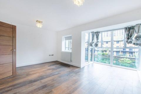 5 bedroom house to rent - Lancaster Drive, Canary Wharf, London, E14