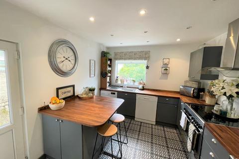 1 Brookdale Terrace, Barnstaple, EX32 9HZ