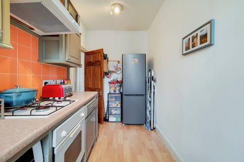 Flat C, 35 Alfred Road, London, W3 6LH