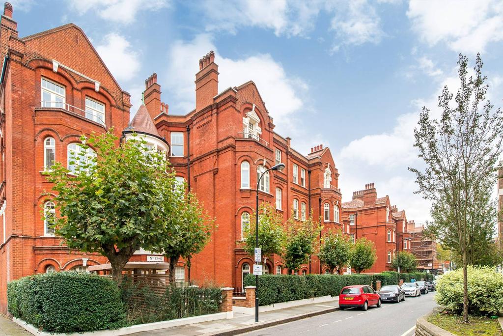 Hamlet Gardens, Ravenscourt Park, London, W6 2 bed flat to rent £