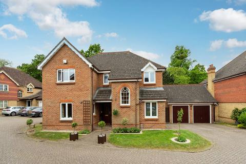 37 Postmill Close, Croydon, CR0 5DY