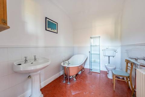 26 Oaks Road, Croydon, CR0 5HL