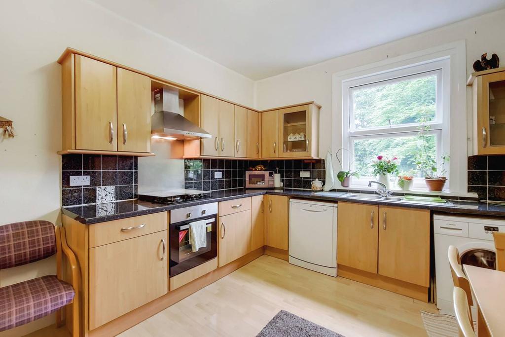 Melfort Road, Thornton Heath, CR7 3 bed for sale £360,000