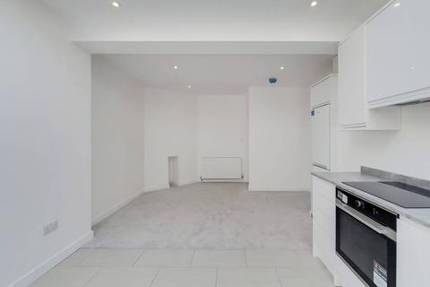 10a Alfred Road, London, SE25 5LE