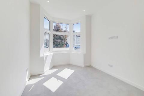 10a Alfred Road, London, SE25 5LE