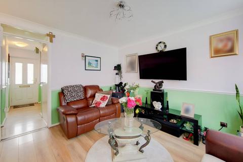 23 Weighton Road, London, SE20 8TN